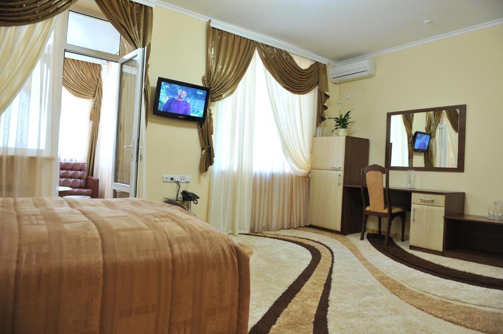 Andinna Hotel Csernyivci Kültér fotó